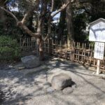 源頼朝・義経兄弟、涙の対面石！頼朝・政子、愛の腰掛石も…