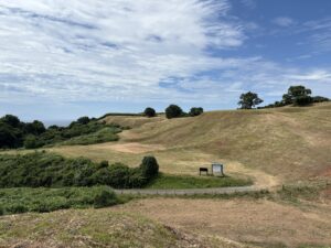 城ぶら「脇本城」！東北の雄・安東氏が駆けた天空の要塞、日本海の絶景も