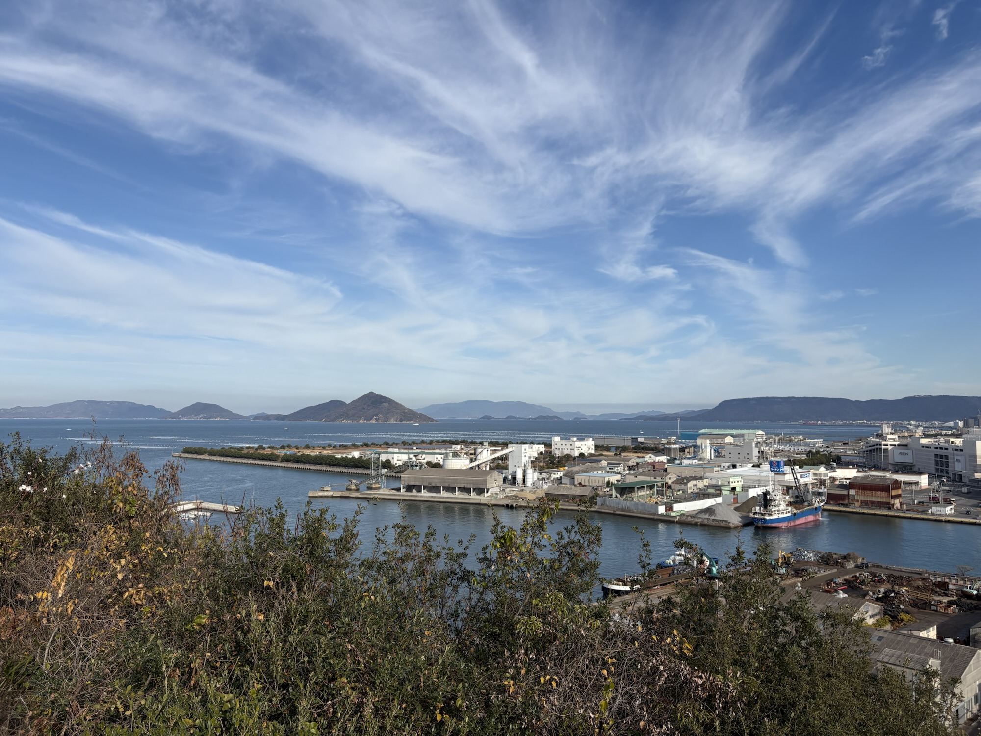 城ぶら「芝山城」！海を守る鉄壁の砦。香西氏の重臣・渡辺兄弟が守り抜いた水城