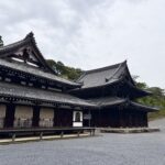 寺社ぶら「泉涌寺」！山内に広がる聖地「御寺」へ。荘厳な伽藍と御陵を巡る京都歴史旅