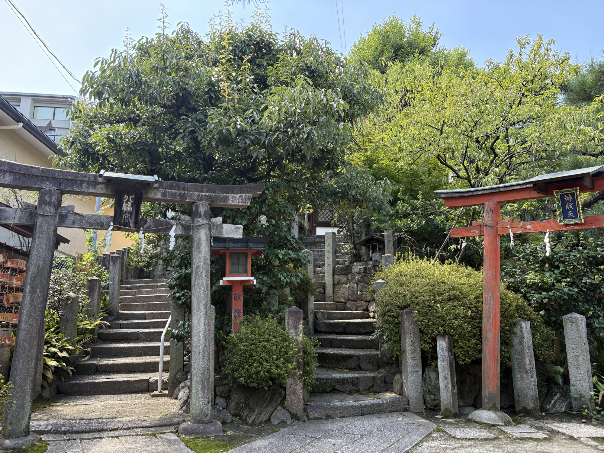 源氏ゆかりの京都「首途八幡宮」！16歳の義経、決死の奥州下りへ…歴史を動かす「旅立ち」の社